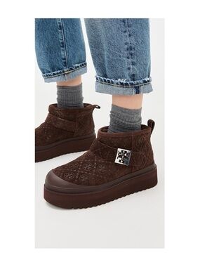 Tory Burch Women’s Mellow Shearling Platform Boots in Dark Cocoa Sz 7.5